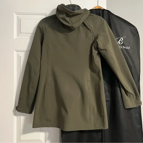 THE NORTH FACE APEX FLEX GTX DISRUPTOR PARKA WOMEN'S SIZE SMALL